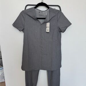 Figs Gray Scrub Set NWT